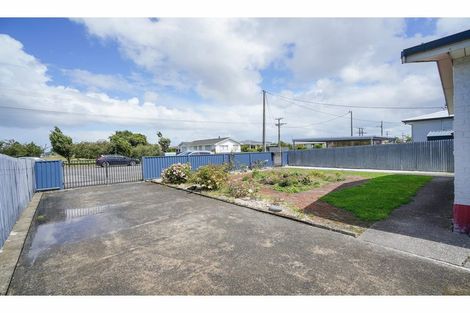 Photo of property in 88 Mcquarrie Street, Kingswell, Invercargill, 9812
