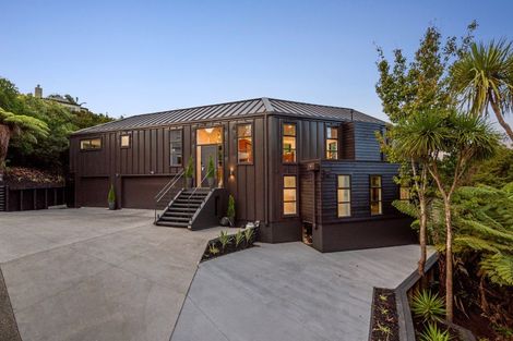 Photo of property in 32a Braemar Road, Castor Bay, Auckland, 0620