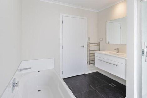 Photo of property in 11 Rebekah Crescent, Flagstaff, Hamilton, 3210