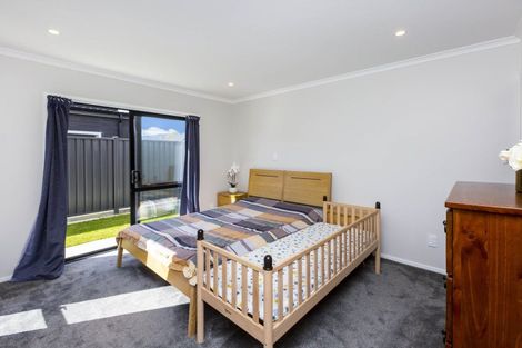 Photo of property in 13 Te Kaeaea Crescent, Wallaceville, Upper Hutt, 5018