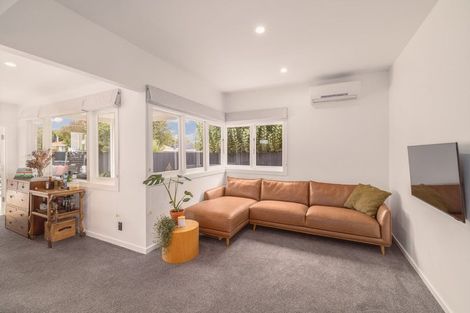 Photo of property in 12a Cradock Street, South New Brighton, Christchurch, 8062