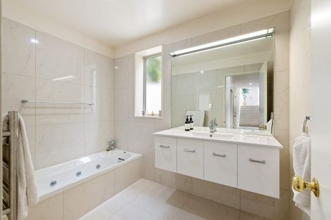 Photo of property in 126 Cannon Hill Crescent, Mount Pleasant, Christchurch, 8081