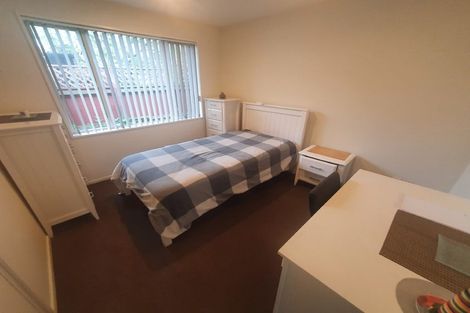 Photo of property in 18 Grimseys Road, Redwood, Christchurch, 8051