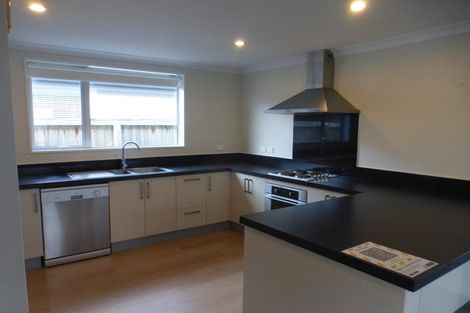 Photo of property in 22 Pounamu Place, Pegasus, 7612