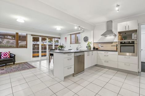 Photo of property in 1/29 Hill Crescent, New Lynn, Auckland, 0600
