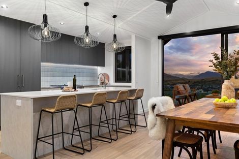 Photo of property in 125 Spur Ridge Rise, Jacks Point, 9371