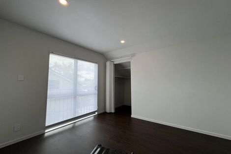 Photo of property in 30 Benchmark Drive, Massey, Auckland, 0614