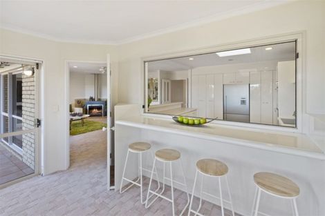 Photo of property in 88 Rushgreen Avenue, Pahurehure, Papakura, 2113