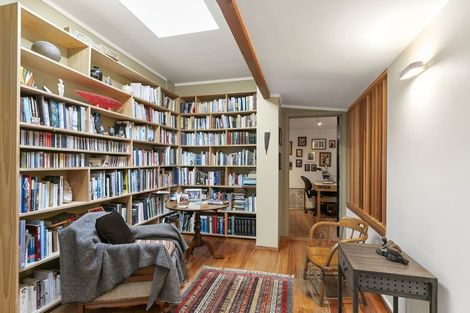 Photo of property in 287 South Karori Road, Karori, Wellington, 6012