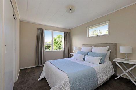 Photo of property in 6 Roskilda Crescent, Taradale, Napier, 4112