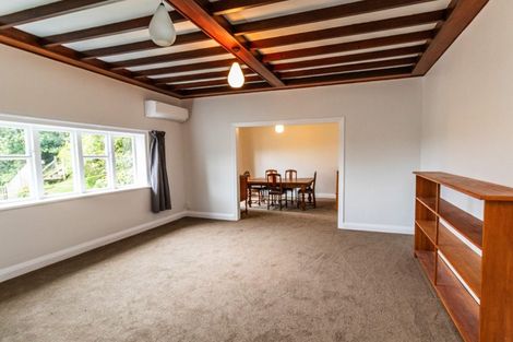 Photo of property in 43 Ngaio Road, Kelburn, Wellington, 6012