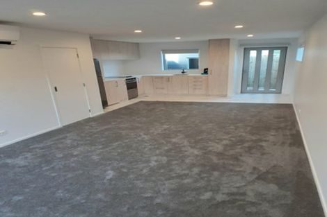 Photo of property in 3/7 Flanshaw Road, Te Atatu South, Auckland, 0610