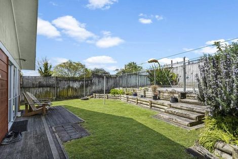 Photo of property in 25 Sunnyhills Avenue, Glenview, Hamilton, 3206