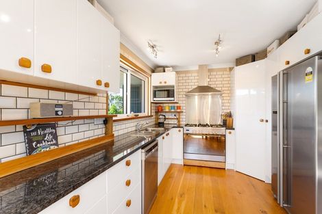 Photo of property in 150 Rawhiti Road, Pukerua Bay, 5026