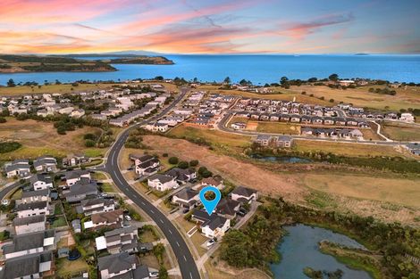 Photo of property in 6 Parkview Drive, Gulf Harbour, Whangaparaoa, 0930