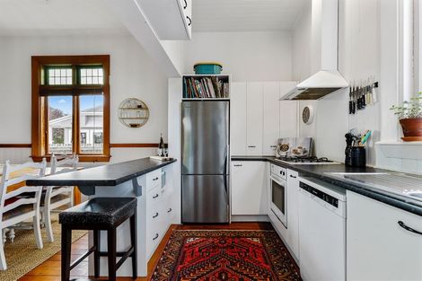 Photo of property in 1/28 Corson Avenue, Beckenham, Christchurch, 8023