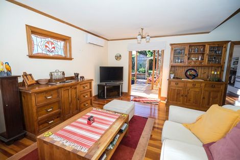 Photo of property in 1/65 Palmerston Road, Birkenhead, Auckland, 0626