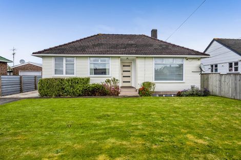 Photo of property in 279 South Road, Hawera, 4610