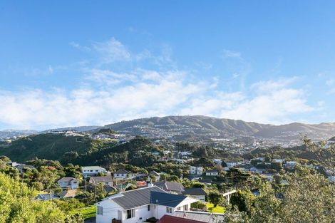 Photo of property in 87 Black Rock Road, Newlands, Wellington, 6037