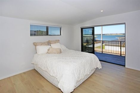 Photo of property in 7 Ronald Avenue, Glenbrook, Waiuku, 2681