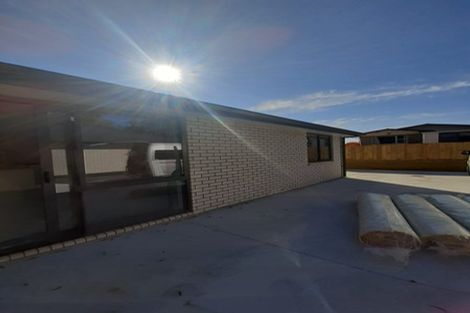 Photo of property in 9a Tirita Street, Kawaha Point, Rotorua, 3010