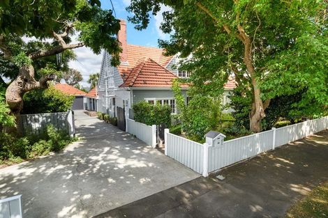 Photo of property in 38 Langston Avenue, Palmerston North, 4414