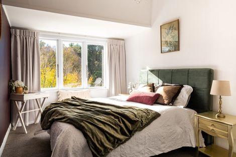 Photo of property in 22 Enfield Road, Hospital Hill, Napier, 4110