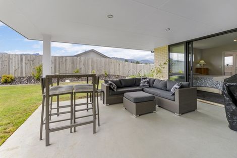 Photo of property in 27 Bell Street, Lake Hawea, Wanaka, 9382