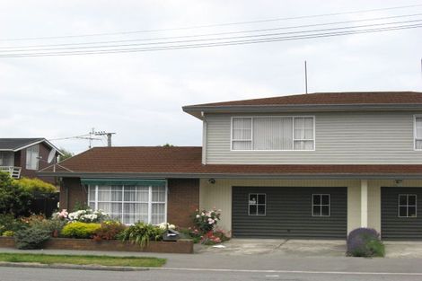 Photo of property in 2/28 Nortons Road, Avonhead, Christchurch, 8042