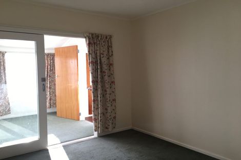 Photo of property in 122 Kings Crescent, Hutt Central, Lower Hutt, 5010