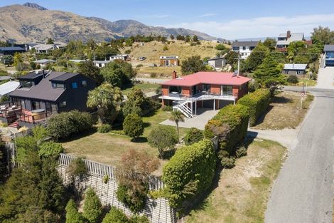 Photo of property in 212 Lakeview Terrace, Lake Hawea, Wanaka, 9382