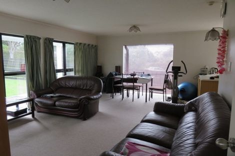 Photo of property in 1/39 Jaemont Avenue, Te Atatu South, Auckland, 0610