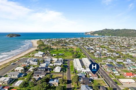 Photo of property in 408 Ocean Road, Whangamata, 3620
