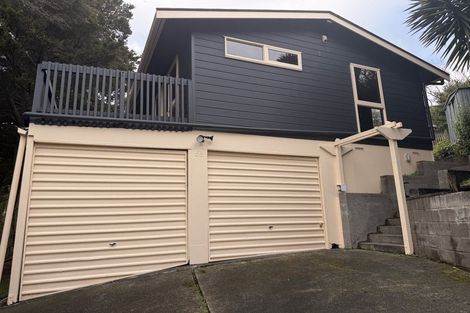 Photo of property in 55 Park Hill Road, Birkenhead, Auckland, 0626