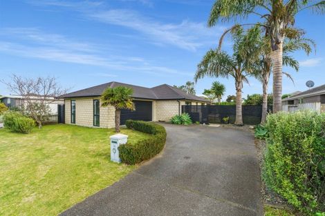 Photo of property in 26 Butterworth Crescent, Papamoa Beach, Papamoa, 3118