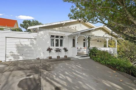 Photo of property in 20 Henui Street, Strandon, New Plymouth, 4312