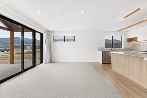 Photo of property in 159 Burdon Loop, Lake Hawea, 9382