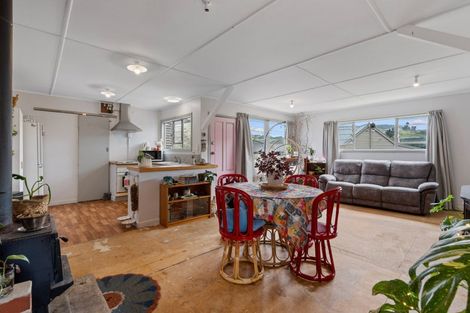Photo of property in 10 Beach Street, Waikouaiti, 9510