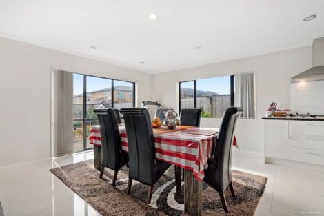 Photo of property in 30 Clady Drive, Flat Bush, Auckland, 2019