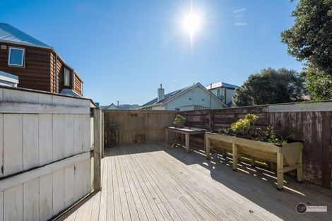 Photo of property in 231 The Esplanade, Petone, Lower Hutt, 5012