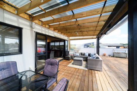 Photo of property in 61 Peter Hall Drive, Kelvin Grove, Palmerston North, 4414