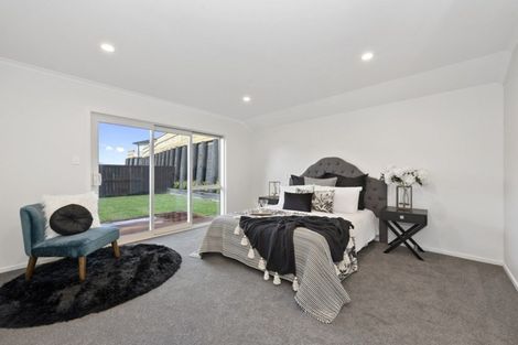 Photo of property in 10 Rose Berry Crescent, Flagstaff, Hamilton, 3210