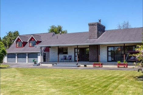 Photo of property in 121 South Belt, Solway, Masterton, 5810