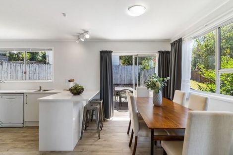 Photo of property in 69 Lynden Avenue, Hillcrest, Auckland, 0627