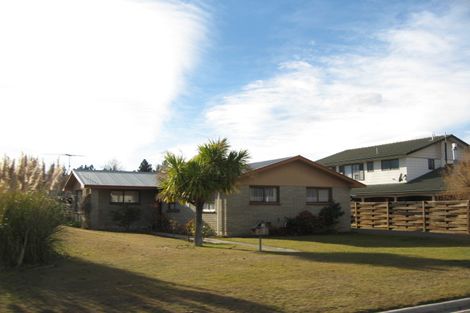 Photo of property in 12 Leitrum Street, Cromwell, 9310