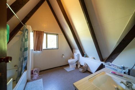 Photo of property in 6a Williams Street, Sunshine Bay, Queenstown, 9300