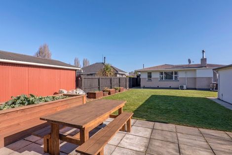 Photo of property in 132 Grimseys Road, Redwood, Christchurch, 8051
