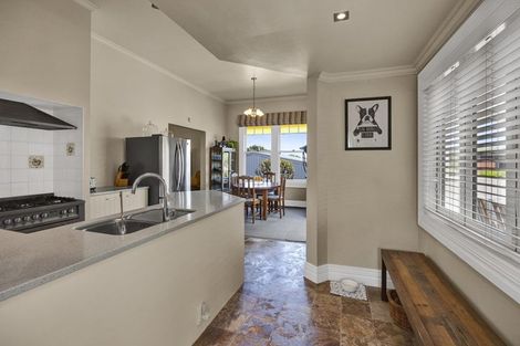 Photo of property in 59 Gladstone Street, Hawera, 4610