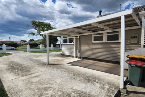 Photo of property in 26 Martin Road, Manurewa, Auckland, 2102