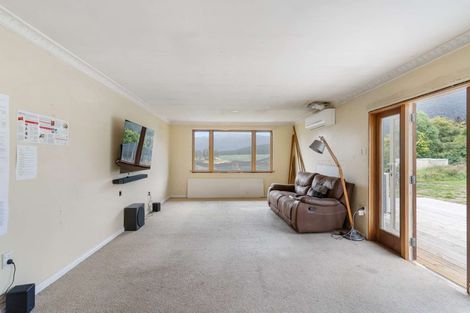 Photo of property in 2057 Tahakopa Valley Road, Tahakopa, Owaka, 9586